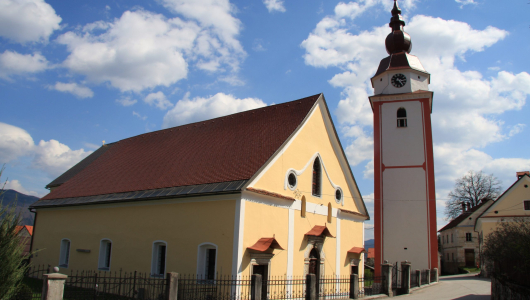 Cerkev sv. Jurija v Starem trgu pri Ložu